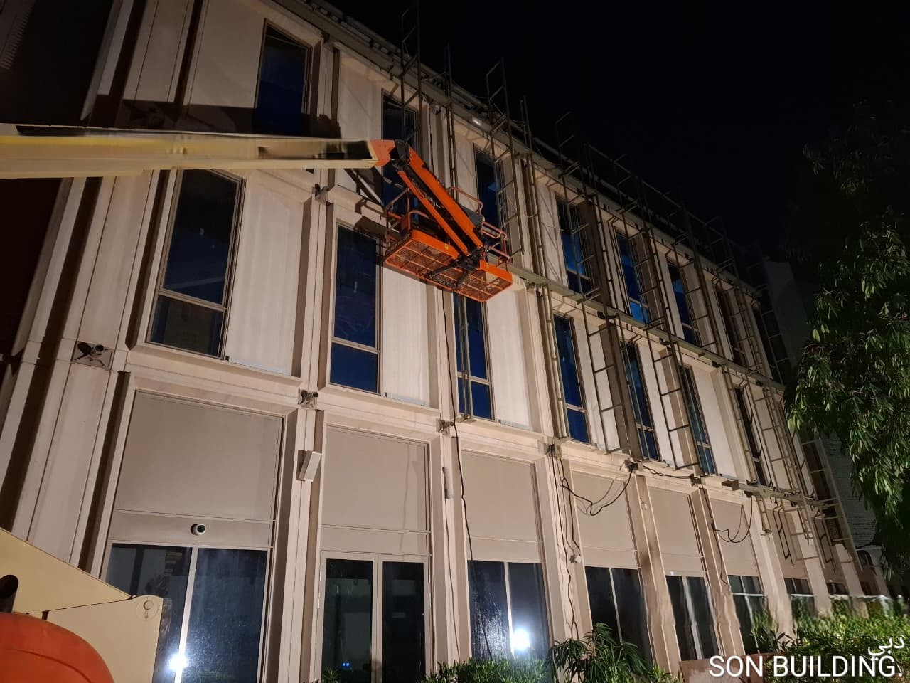 SON building facade removal with aerial platform at Expo City Dubai