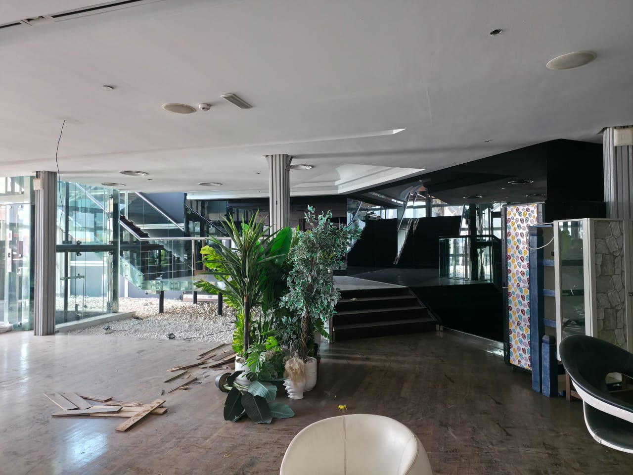 Zero Gravity interior with modern staircase and lounge area